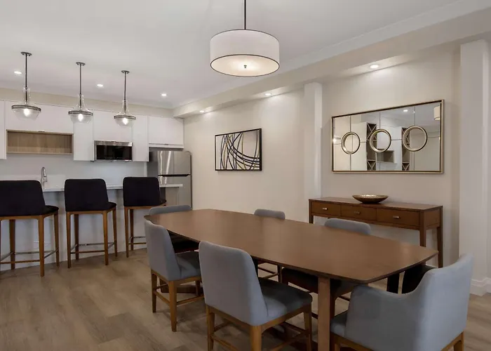 Doubletree By Hilton London